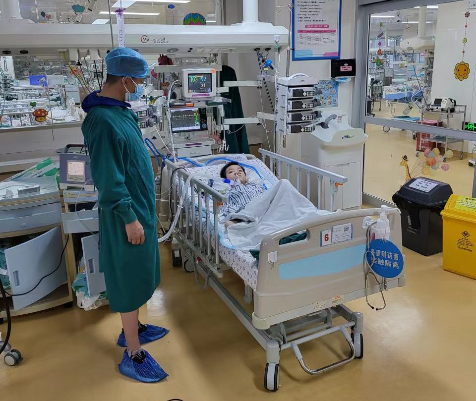 夏县跨省救护车出租公司