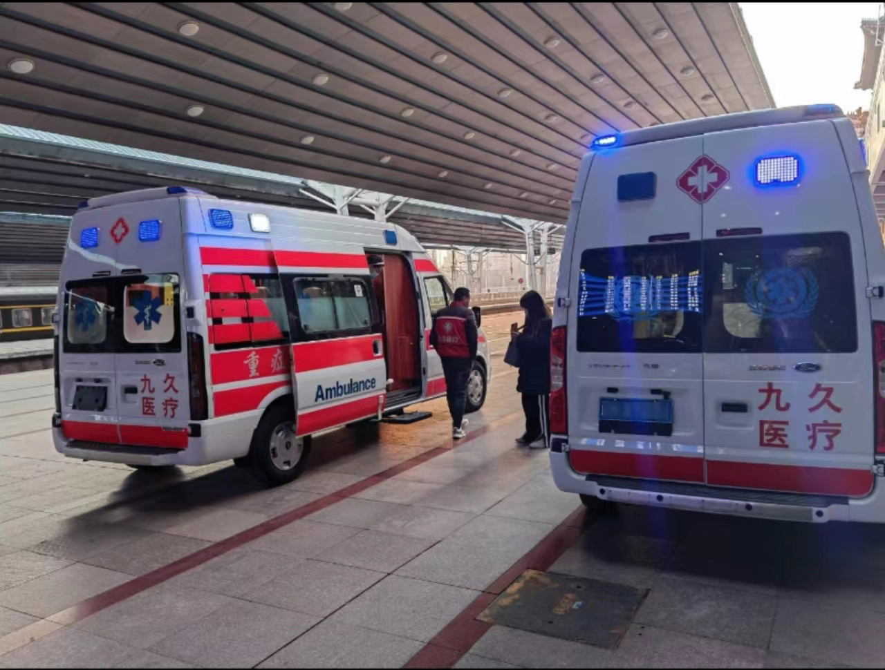 夏县救护车长途转运